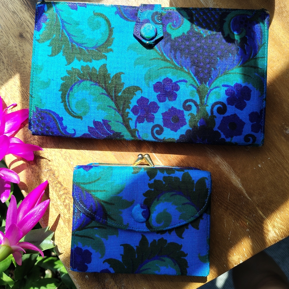 Floral Blue and Green Wallet Set